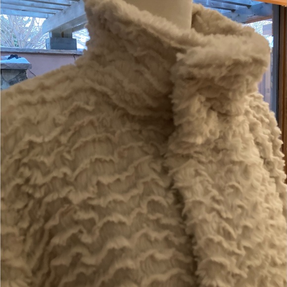 Patagonia Jacket Ladies Size XL - Picture 8 of 13